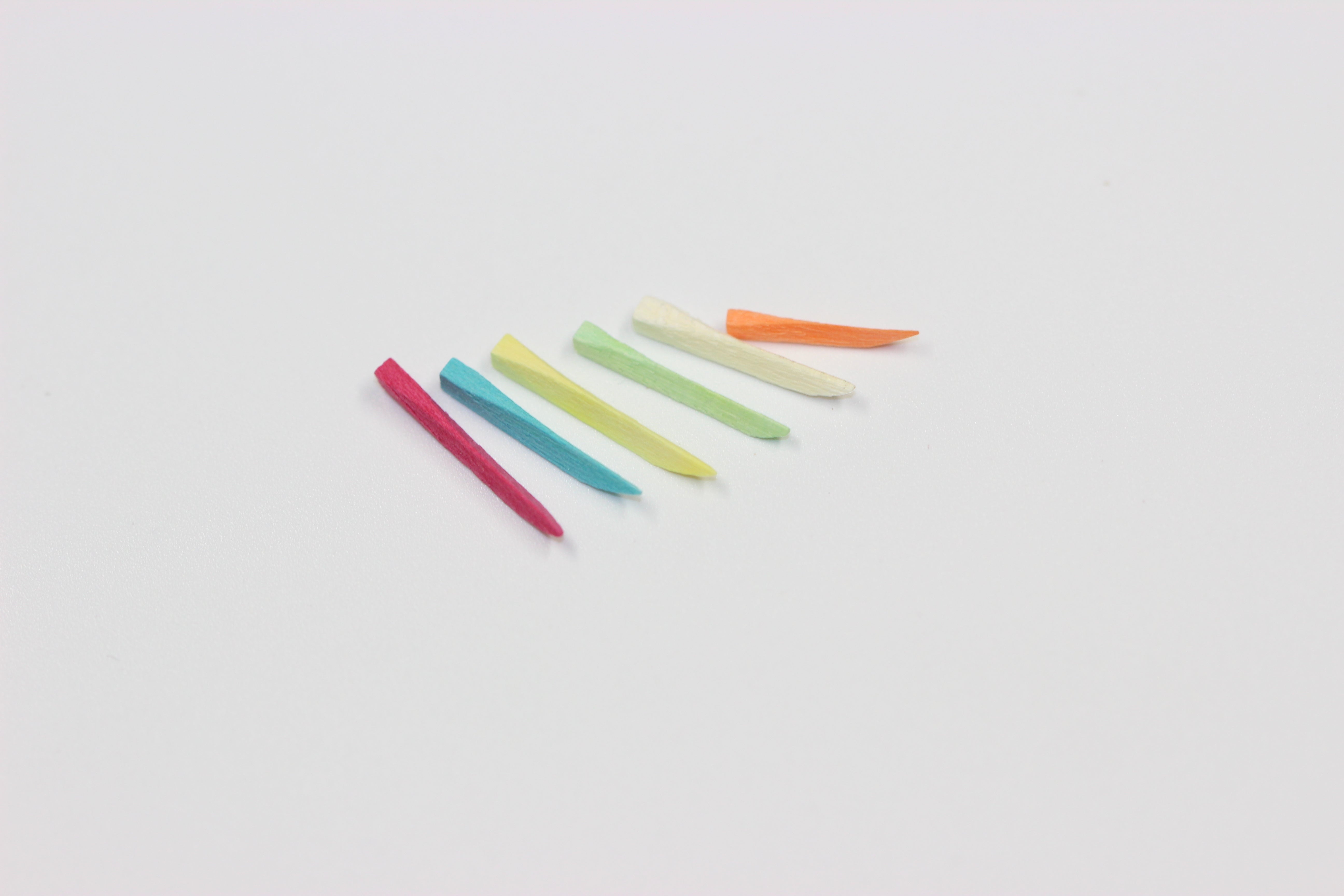 Eco-Friendly Wooden Wedges – 100 pcs/bottle