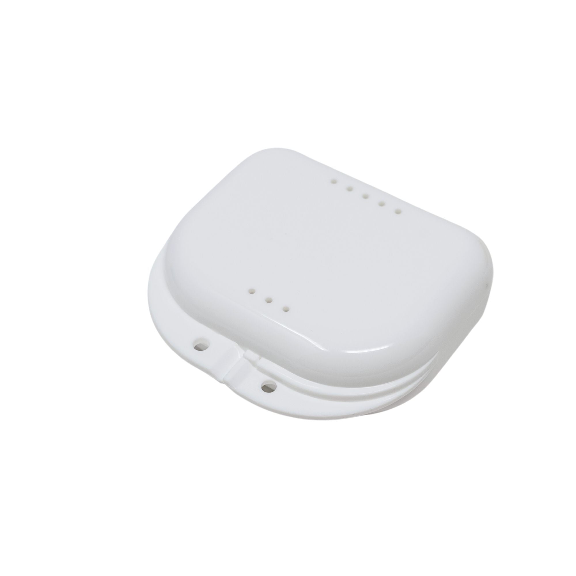 Retainer boxes white with snap-lock closure and ventilation holes