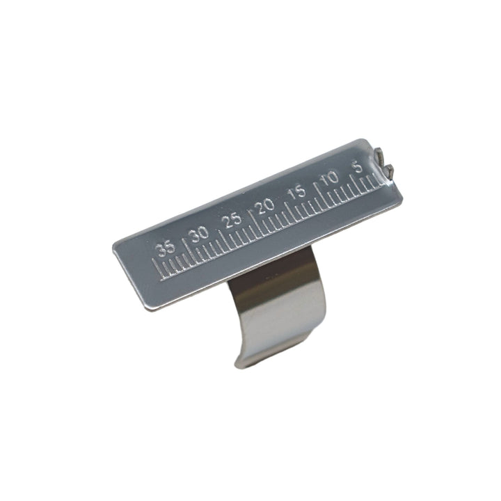 Stainless steel endo thumb ring dental measuring gauge for precise endodontic file measurement and organization